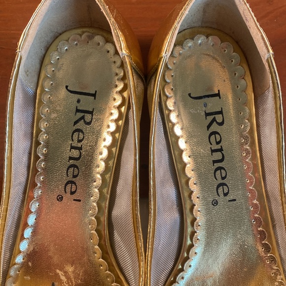 J. RENEE! Gold Beaded Flats Size 6 - Picture 2 of 8